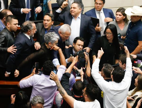 La reacción de Armando Benedetti.