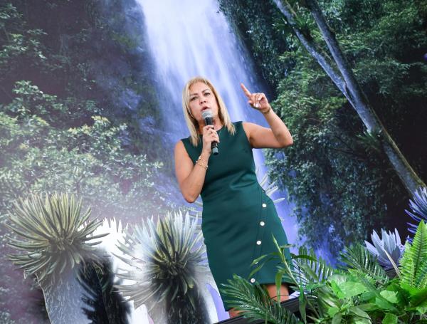 Olga Lucía Alfonso pidió protección para los funcionarios de las CAR en el país.