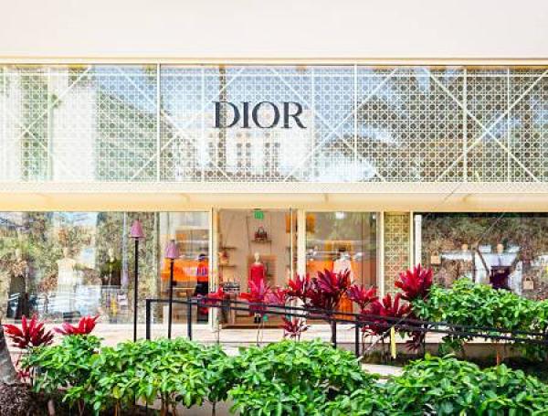 Marca Dior dará dos millones de euros para trabajadores explotados en Italia