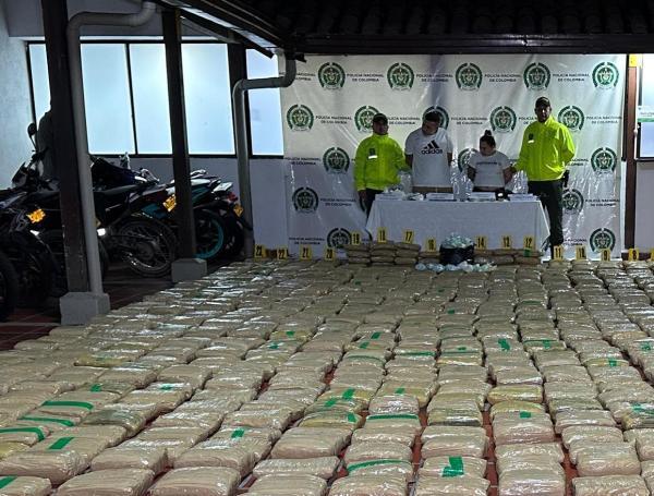 Amenazan a medios de comunicación por sacar noticias de un fuerte operativo