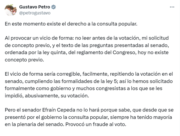 X Gustavo Petro
