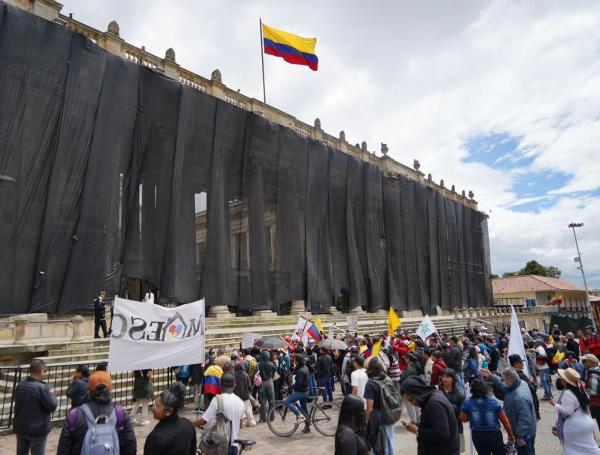 Algunas movilizaciones llegaron hasta la plaza de Bolívar.
