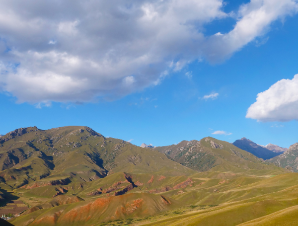 Despegó en las montañas de Qilian.