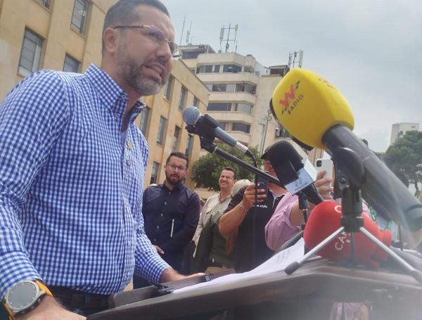 Alcalde de Bucaramanga, Jaime Andrés Beltrán, en rueda de prensa