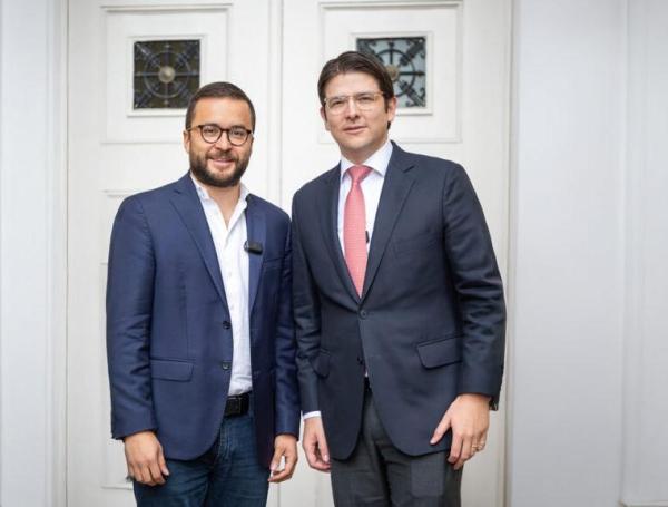 Concejal Andrés Barrios y el senador Miguel Uribe.
