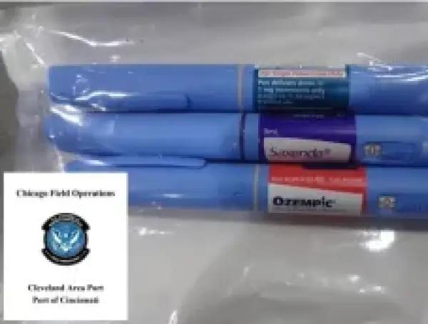Algunos de los medicamentos falsificados que confiscó CBP.