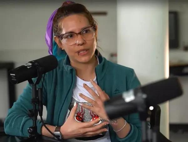 Camila Boteo, invitada al podcast Latente.