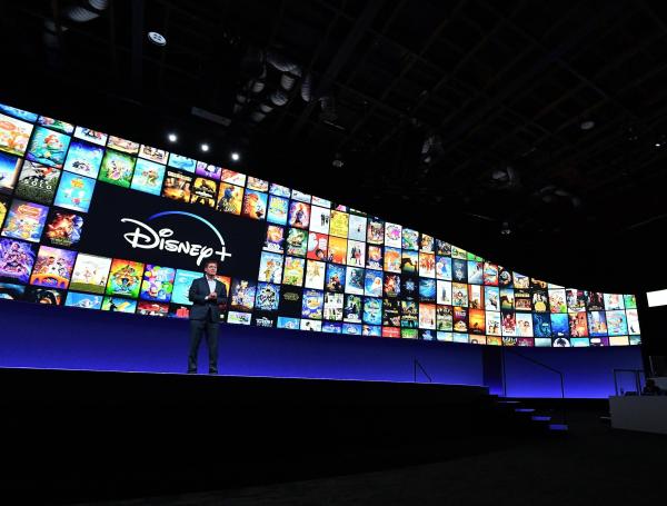 Kevin Mayer, presidente de la división internacional Direct-to-consumer de The Walt Disney Company, durante el anuncio de la llegada de Disney+.