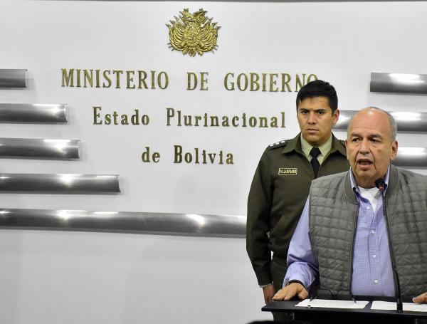 El ministro interino de Gobierno (Interior) de Bolivia, Arturo Murillo.