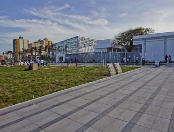 Barranquilla, Colombia, 29 de Diciembre de 2019. Nuevo espacio de la Plaza de la Paz. Foto Vanexa Romero/ETCE