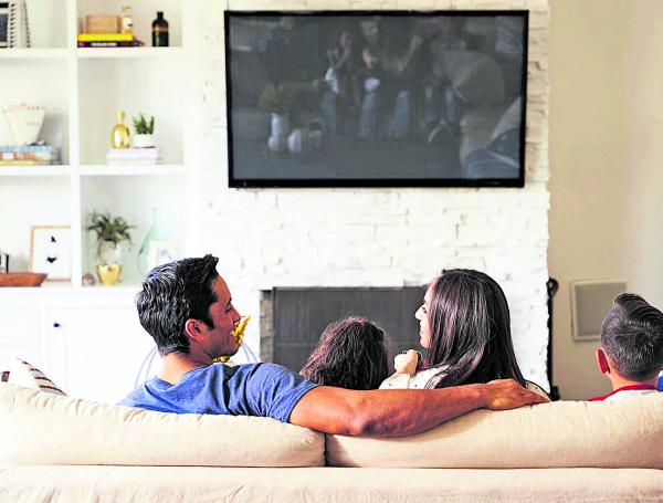 Es momento para que las familias compartan alrededor de la oferta de programas que ofrecen las plataformas de ‘streaming’.