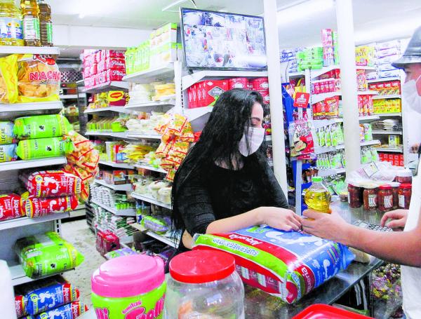 Las tiendas son unidades productivas que atienden necesidades básicas de la población y generan el sustento de familias.