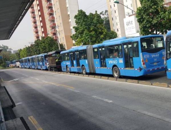 Uno de los aspectos que ha mantenido a los operadores y a Metrocali en un debate es sacar toda la flota del sistema a las calles.