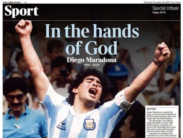 Las portadas de los principales diarios del mundo registrando la muerte de Diego Maradona.