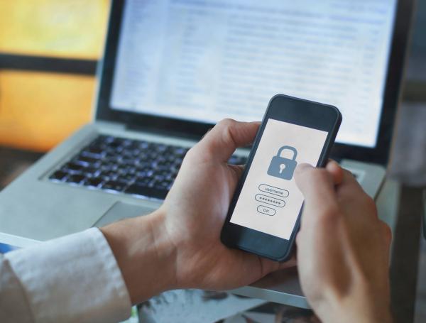 Durante el 2020 fueron denunciados en Colombia 5.440 casos de suplantación de sitios web, con un crecimiento del 303 % frente a la cifra del 2019.