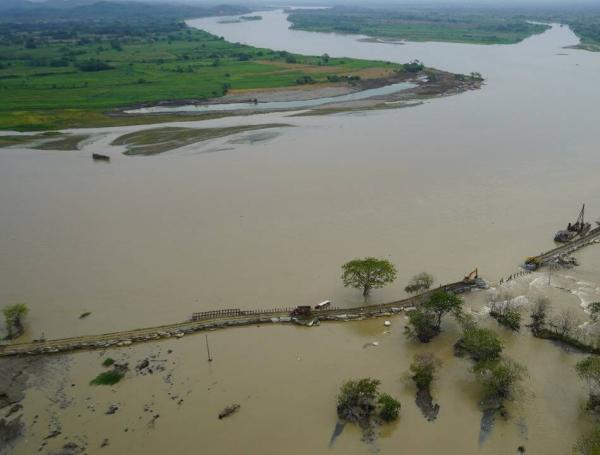 Aspecto general del sector de La Mojana amenazado con ser inundado por el río Cauca.