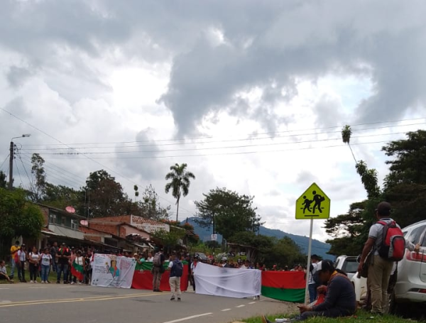 Asesinato de líder indígena desató protesta en vía Panamericana.