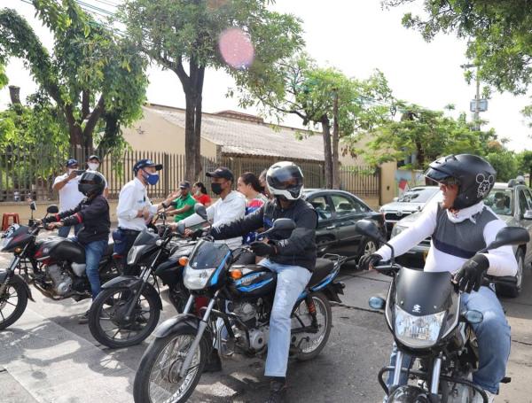 Los motoclistas hacen parte de la campaña