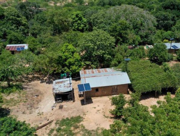 Paneles solares como estos se instalaron en varios municipios de la Costa con dinero de la paz.