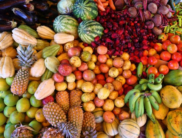 Las frutas, pese a su alto valor nutricional, también afectan la salud dental.