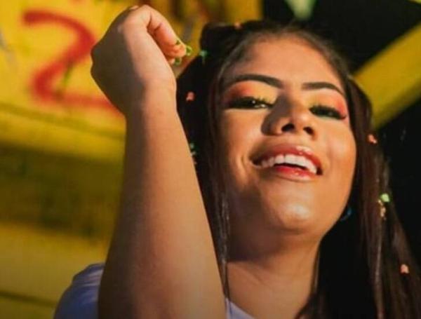 Cantante La Toxi Costeña.