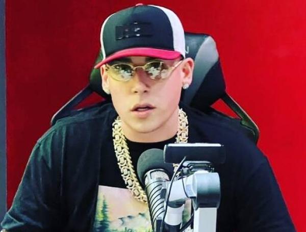 Cantante de reguetón Cosculluela