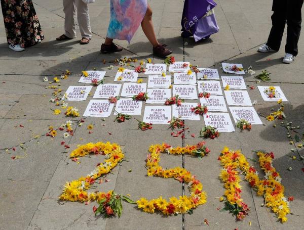 l movimiento político, Estamos Listas, realizó en Medellín un acto de conmemoración del 25N Día Internacional de la Eliminación de las Violencias contra las Mujeres.