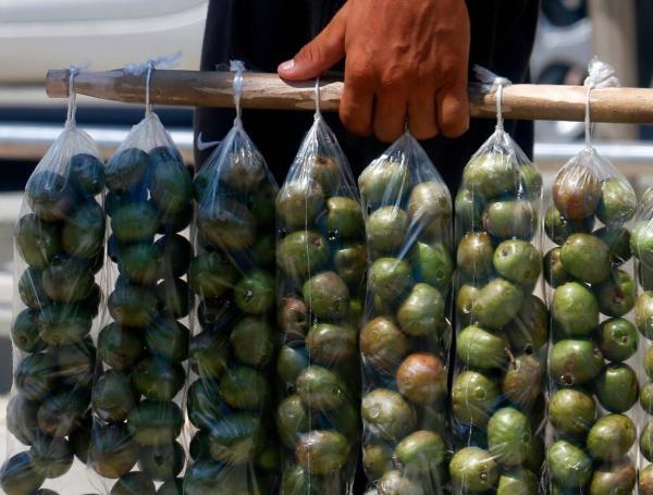 Esta fruta tiene un bajo contenido calórico.