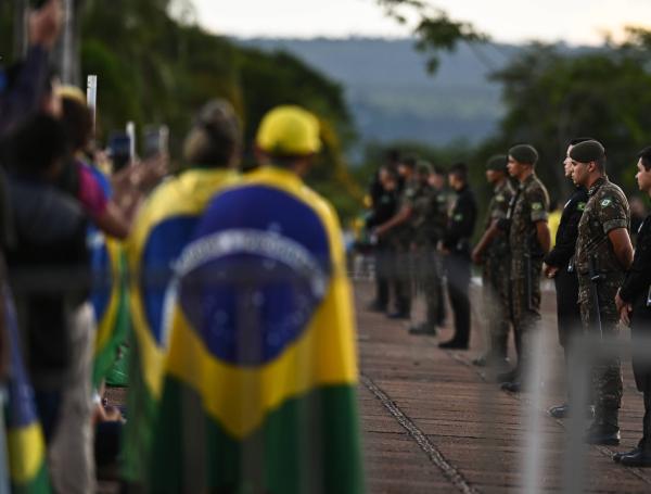 Simpatizantes del presidente Jair Bolsonaro protestan en contra de Lula