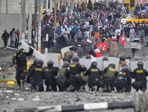 La presidenta hizo un llamado a entablar mesas de diálogo.
