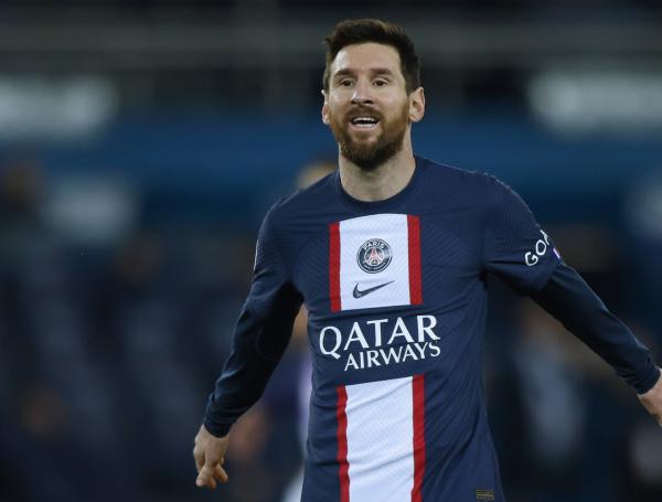 Messi anota golazo con PSG.