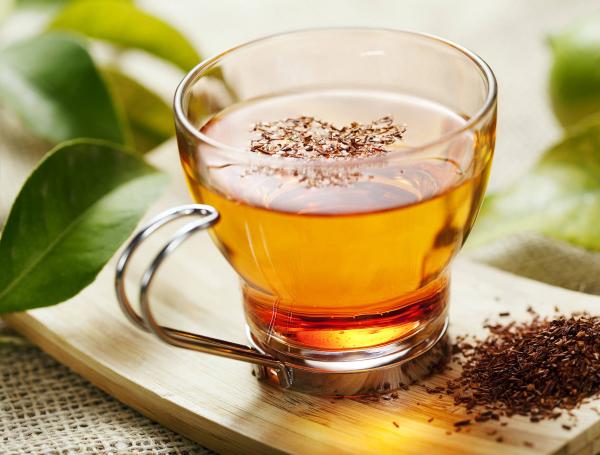 La gran diferencia del rooibos y el té es que el rooibos no tiene cafeína.