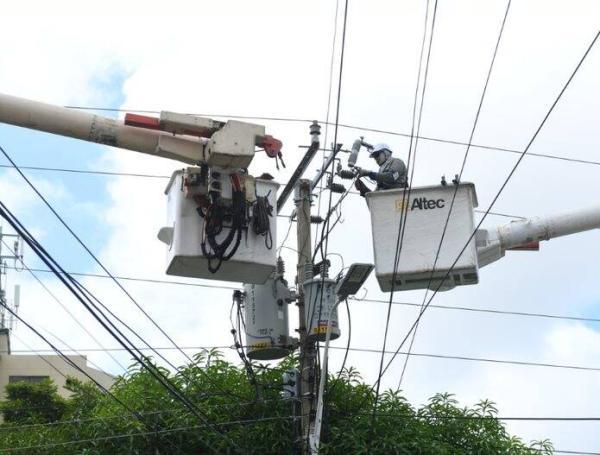 La empresa Air-e sigue con los mantenimientos de la infraestructura eléctrica.