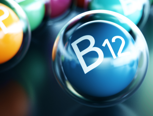 ¿En qué alimentos se encuentra presente el B12?