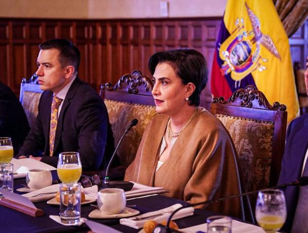  El presidente  de Ecuador, Daniel Noboa,G y la canciller, Gabriela Sommerfeld.