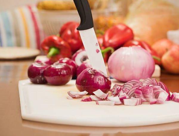 Las tablas de plástico deben estar bien limpias para evitar que contraiga alguna bacteria.
