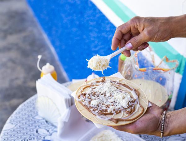 Un clásico postre colombiano hecho con oblea