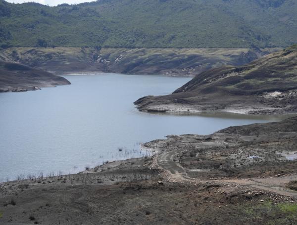 Así se ve por estos día sel embalse de Chuza, en el sistema Chingaza.