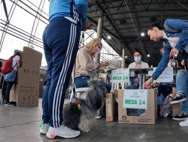 Encuesta muestra que el 95% de los colombianos están dispuestos a votar por una mujer.