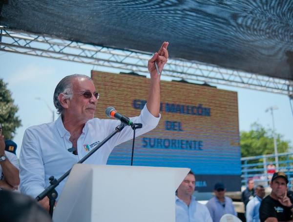 Eduardo Verano, gobernador del Atlántico fue quién compró el lote en su pasada administración.