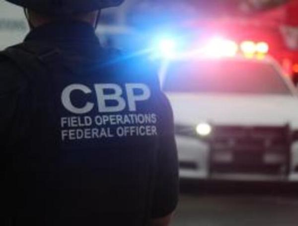 Los agentes retuvieron miles de artículos de contrabando durante el último año.