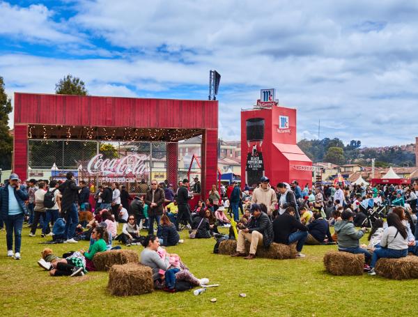 El festival El papá de los asados incluye música y juegos.