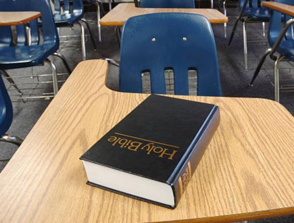 La inteligencia artificial revela 'firmas ocultas' en la Biblia: ¿quién escribió las sagradas escrituras?