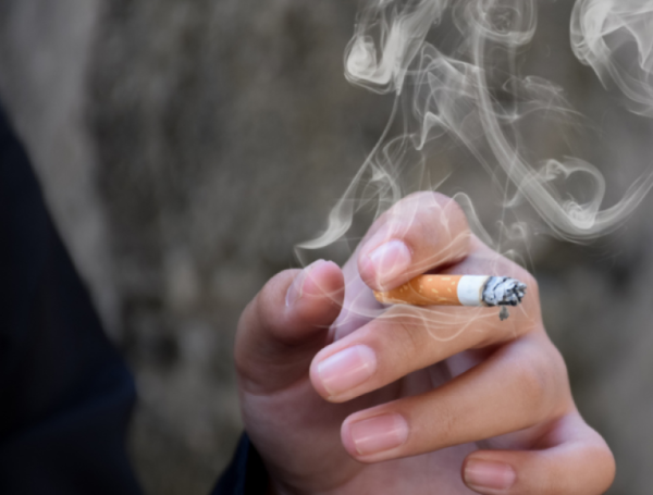 Fumar es perjudicial para la salud.