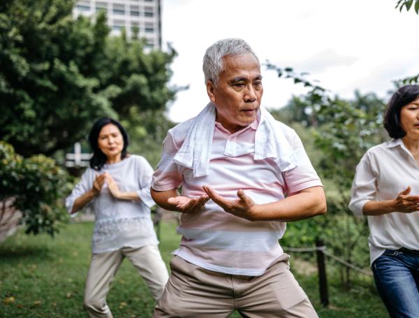 Tai Chi le ayuda con la salud cardiovascular.