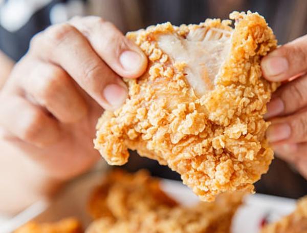 Las alitas de pollo son de las comidas más pedidas en los restaurantes de Estados Unidos