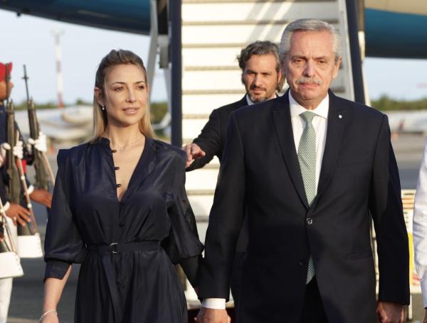 El expresidente de Argentina Alberto Fernández, y su expareja, Fabiola Yáñez.