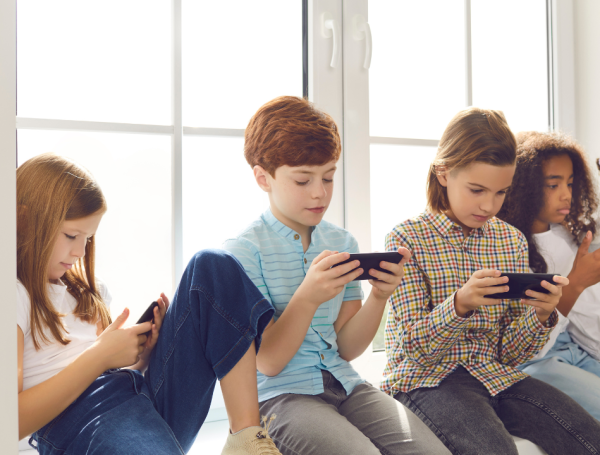 Niños entornos digitales.