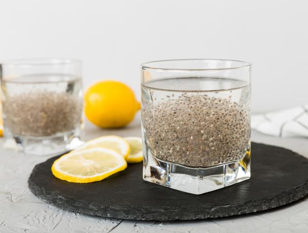 Agua de limón con Chía