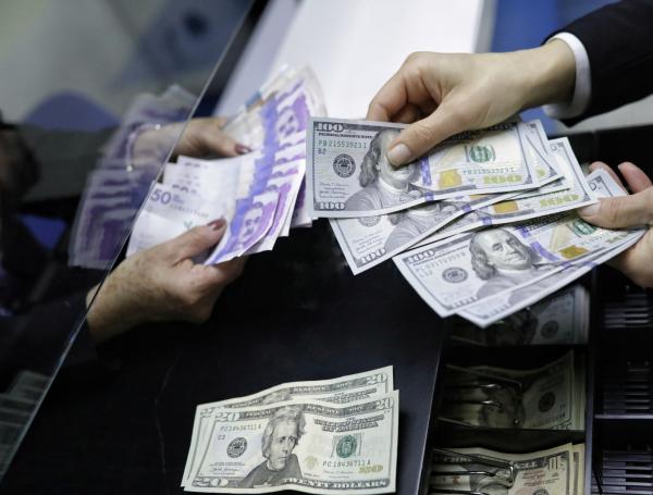 Dólar y peso